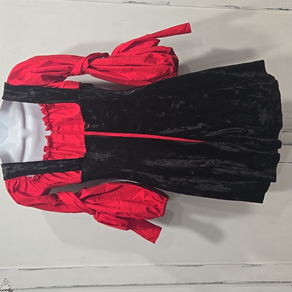 LEG AVENUE VIXEN PIRATE WRENCH COSTUME SIZE SMALL.  #7595 - Picture 7 of 8